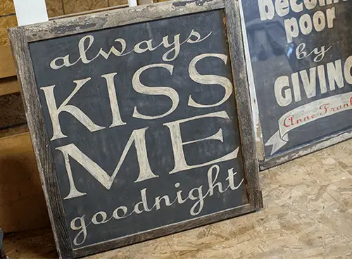 DIY Rustic Hand Painted Signs from Reclaimed Wood