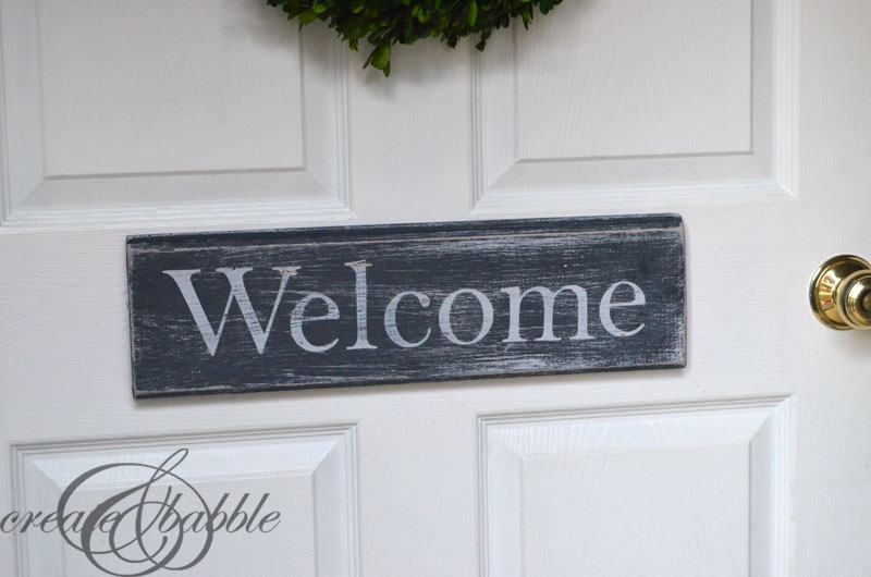 DIY Distressed Wood Welcome Sign