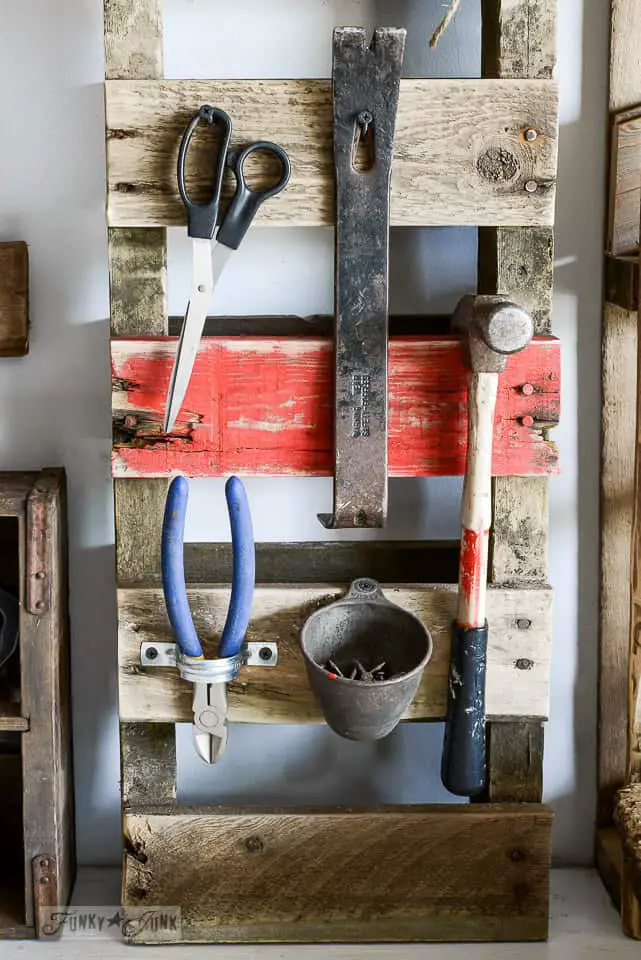 pallet-and-ammo-workshop-storage-9977