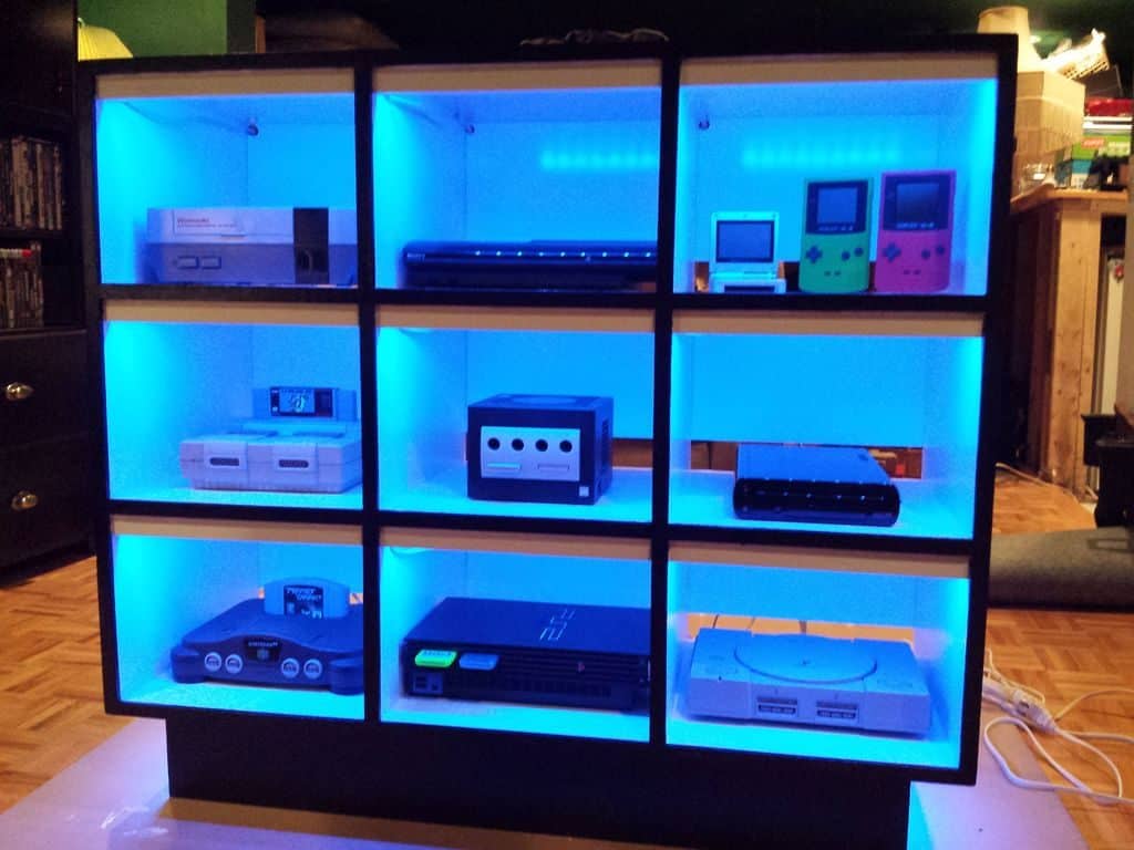 Console display case