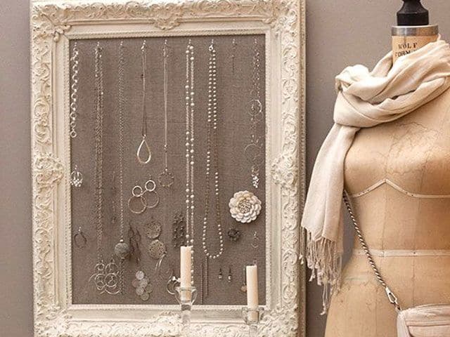 Store Jewelry in Vintage Frames