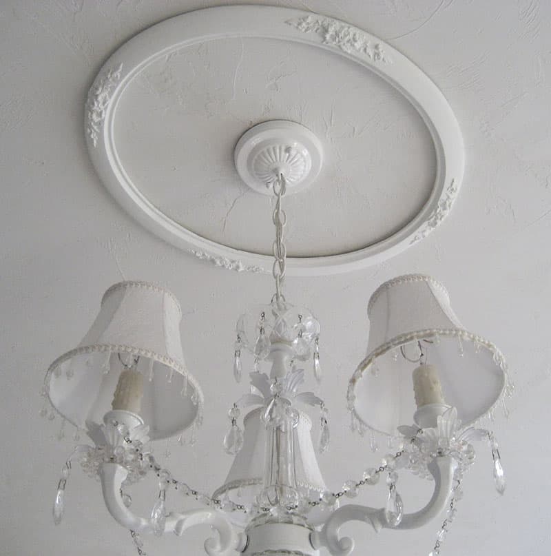 Ceiling medallion